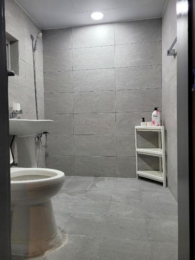 Good Guesthouse โซล ภายนอก รูปภาพ