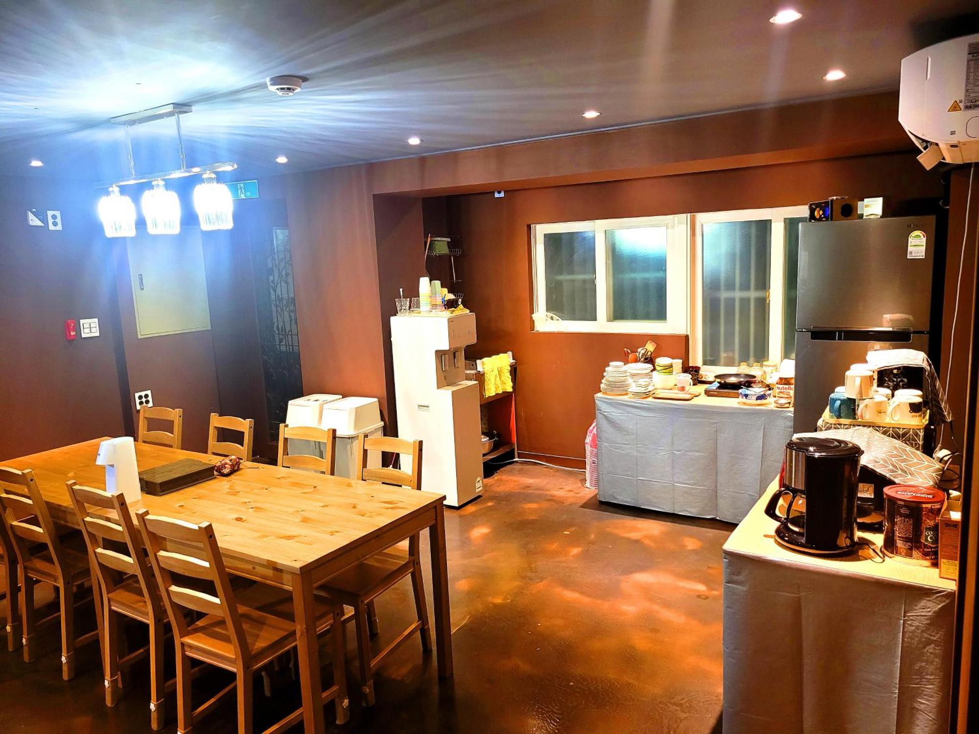 Good Guesthouse โซล ภายนอก รูปภาพ
